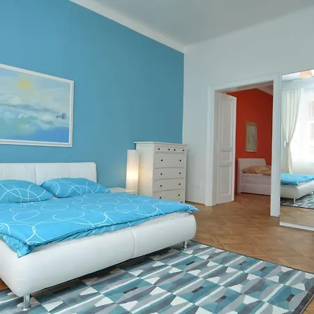 Daire Mivos Vltava Prag