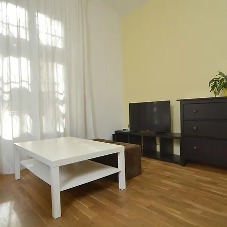 Mivos Vltava Daire *