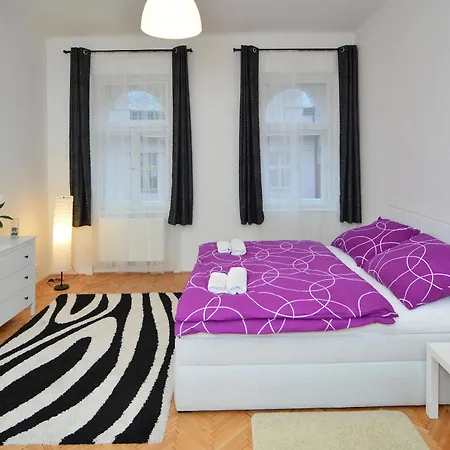 Daire Mivos Vltava *